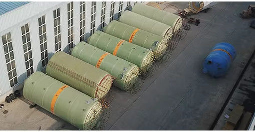 Fiberversterkte FRP chemische opslagtanks Anti corrosieve aangepaste kleur