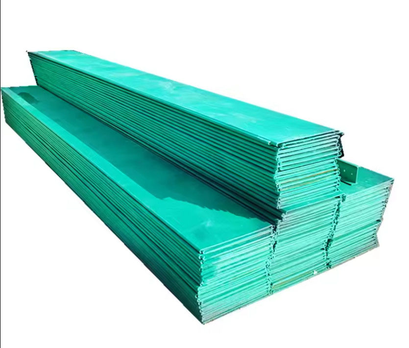 Buiten elektrische leidingen FRP-kabelbak Standaardgrootte 200x100 Dikte 0,6mm~2mm